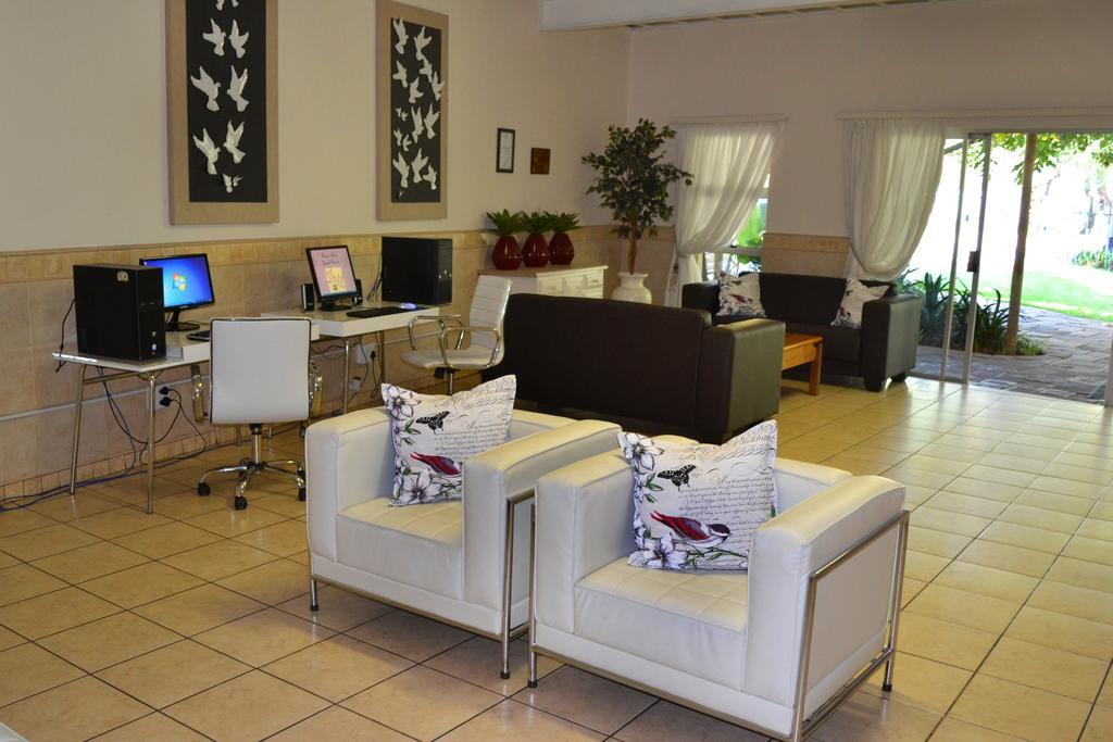 Dove'S Nest Guest House Kempton Park Exterior photo