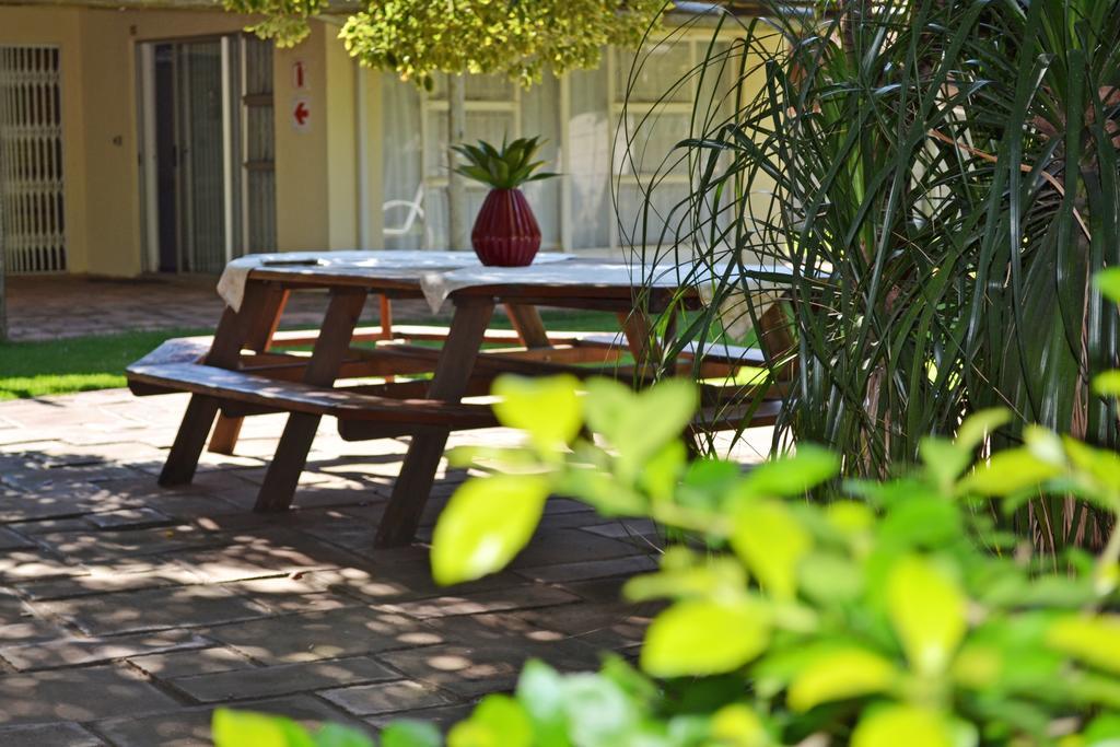 Dove'S Nest Guest House Kempton Park Exterior photo